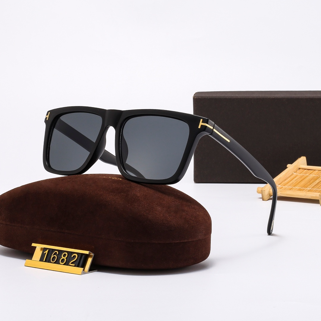 Tom Ford Vintage Sunglasses thumbnail