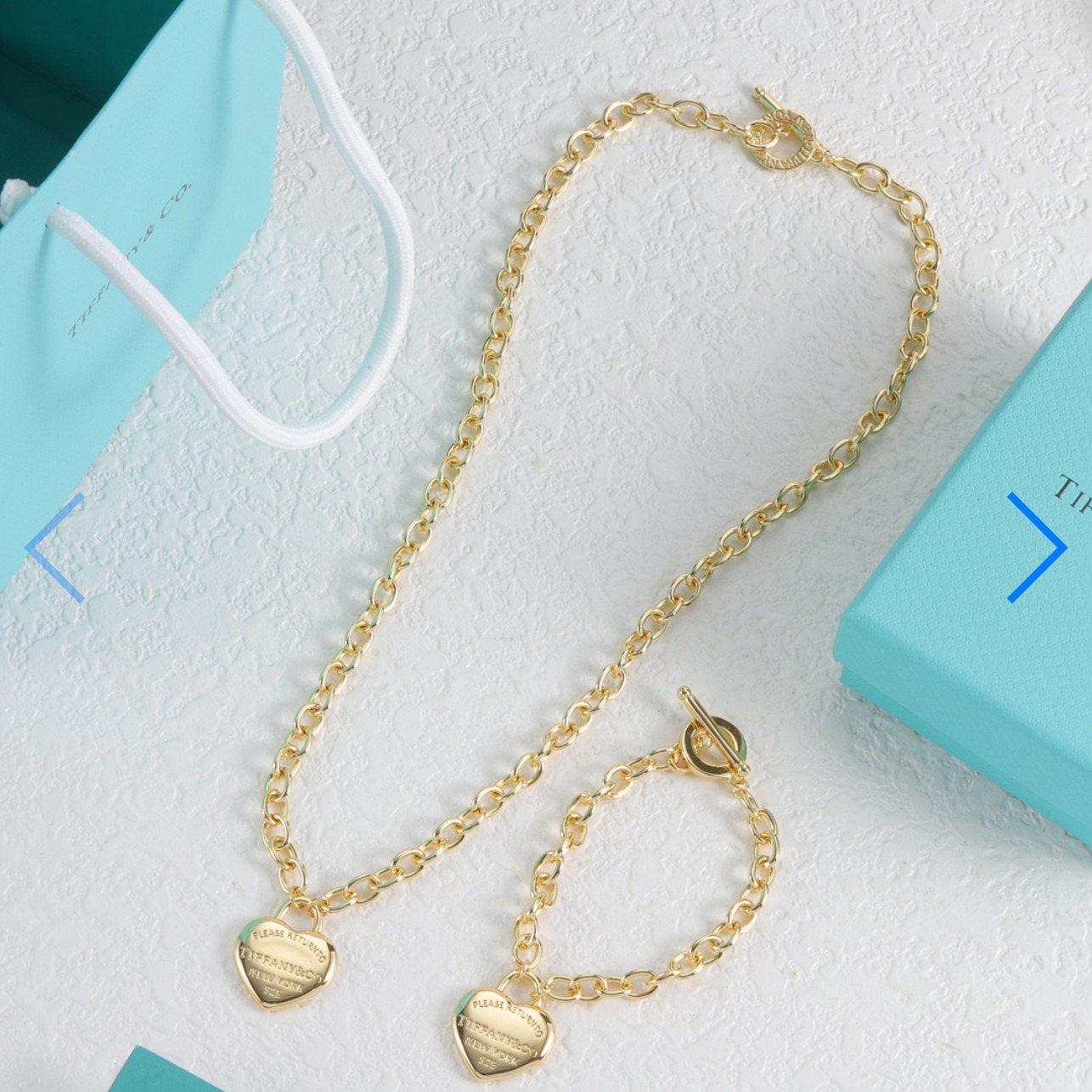 Tiffany & Co. Love Charm Bracelet | DHgate thumbnail