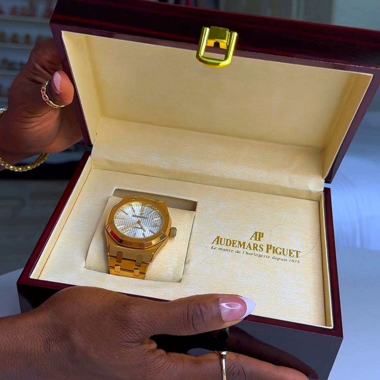 Audemars Piguet Gold Watch | DHgate thumbnail