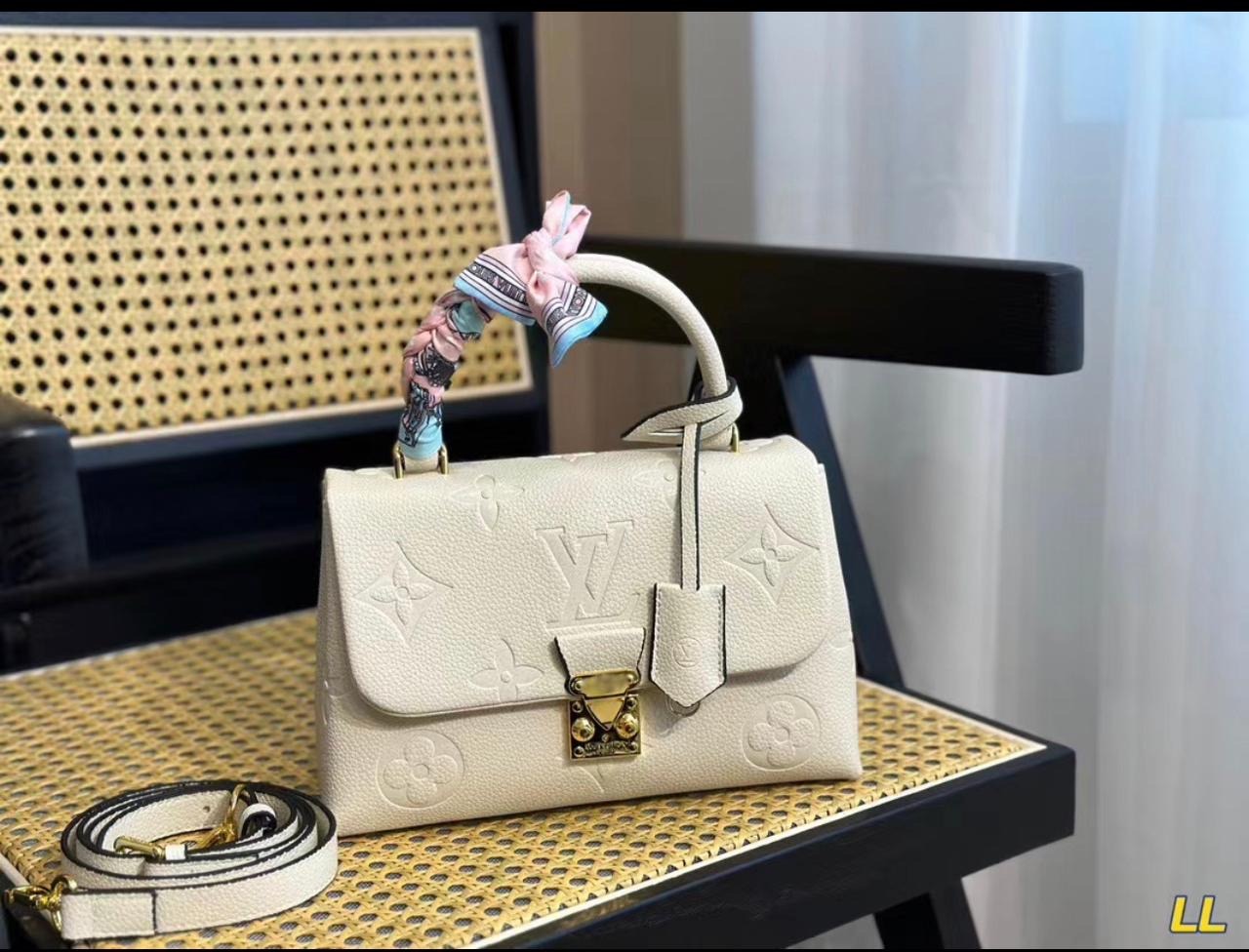 Louis Vuitton Bag / DHgate thumbnail