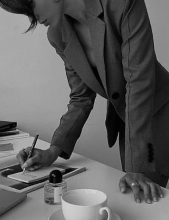 📌 Formação acadêmica, background e atuação profissional. (linkedin) thumbnail