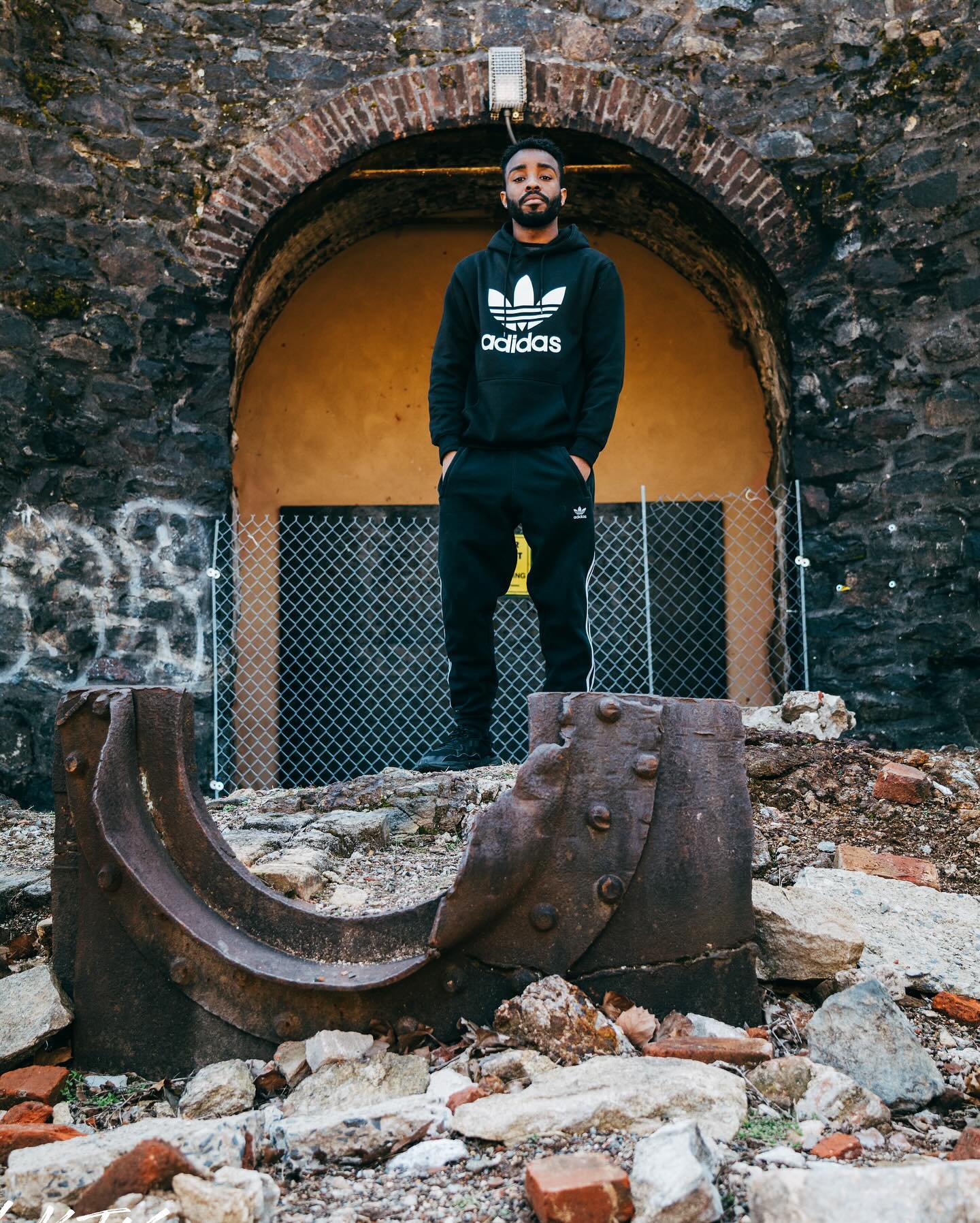 U cannot create without destruction, nor can u build without connection 🔮