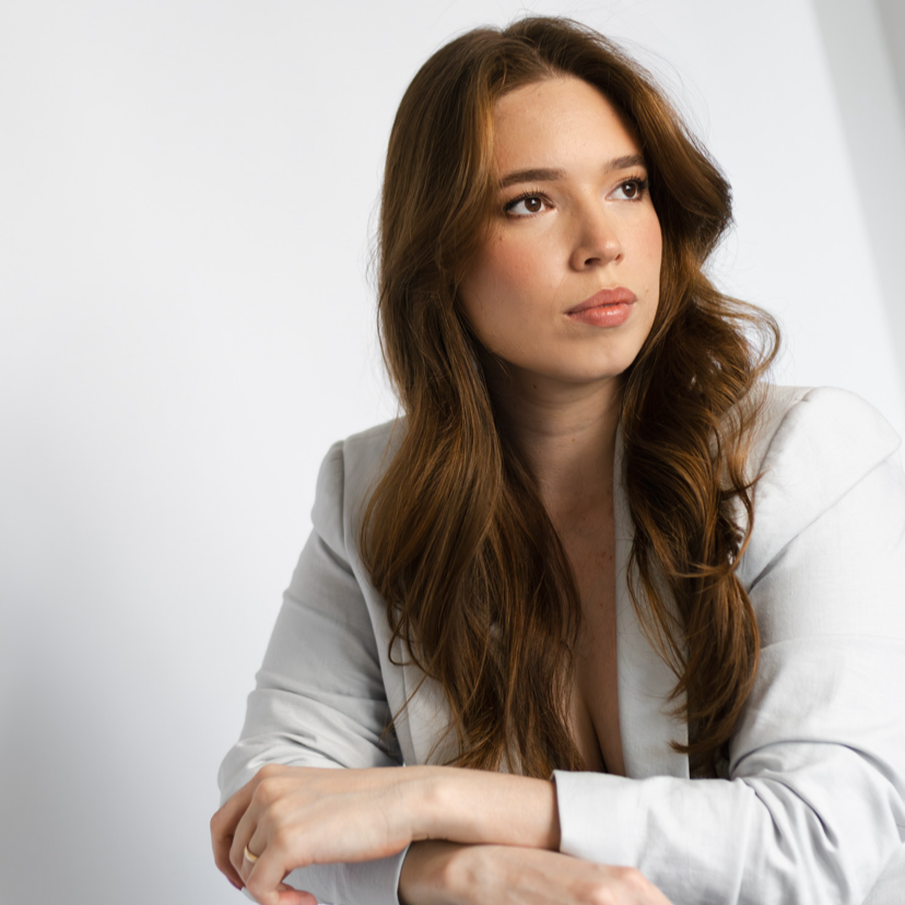 Kiola Benitez @kiolabenitezmakeup thumbnail