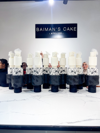 PARIS - FORMATION WEEDING CAKE INTÉGRALE LE 04 & 05 mai 2024 COMPLET thumbnail