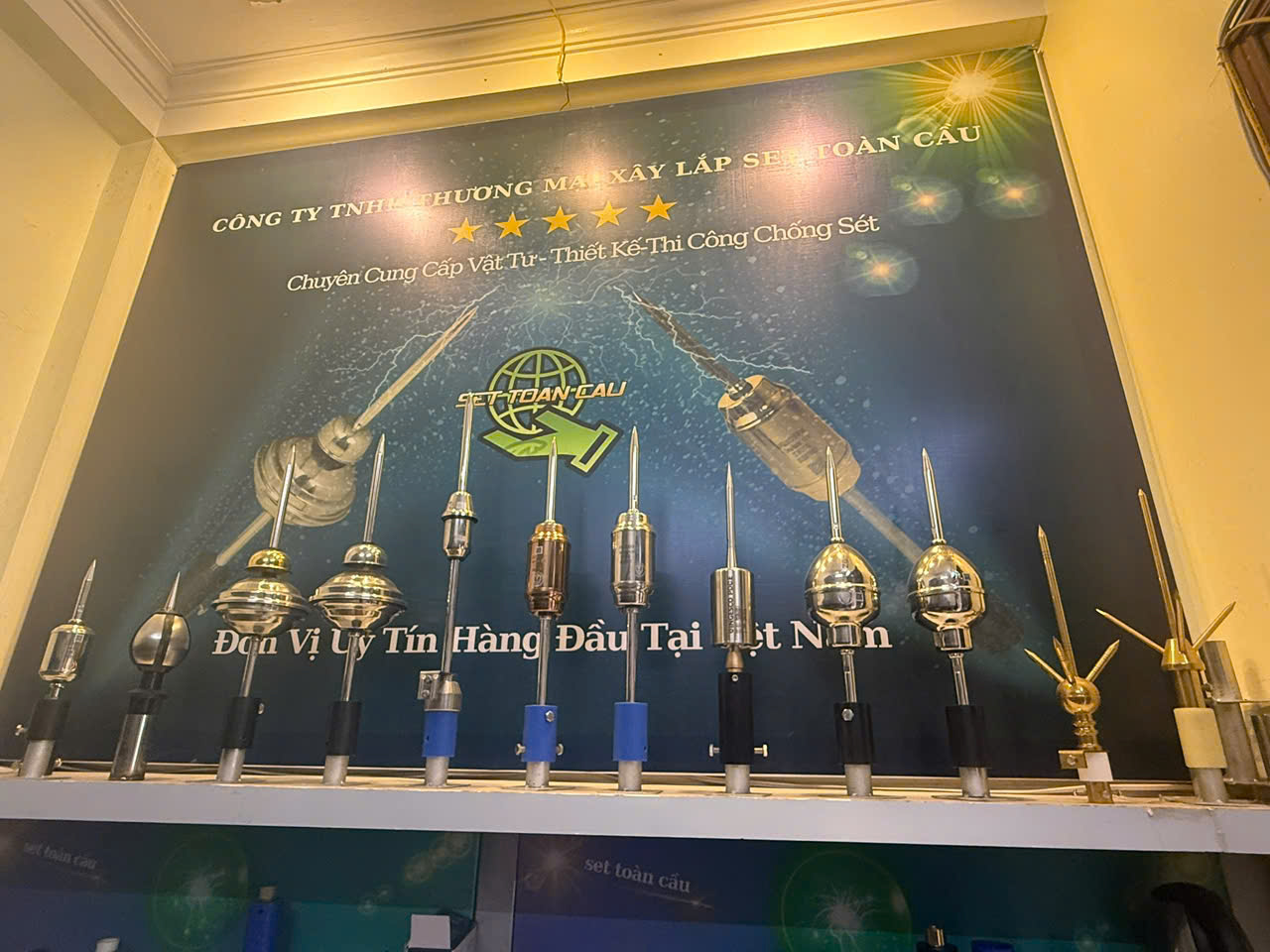 Kim Thu Sét Giá Rẻ, Chiết Khấu Lên Tới 35% | Phân Phối Chính Hãng Toàn Quốc thumbnail