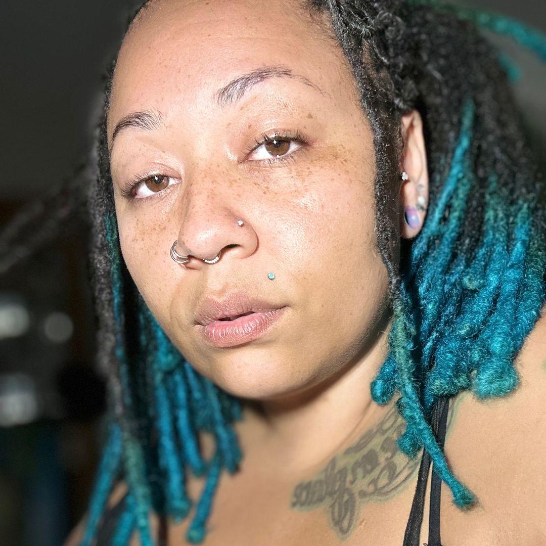 Caligirl831 Photos, Videos, Music and Profile | MoreFans.App thumbnail