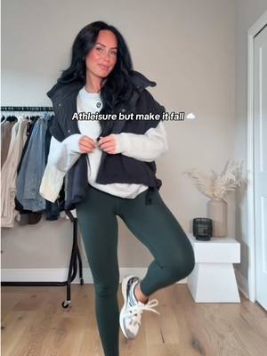 Casual fall athleisure outfit inspo 🍂 Cozy neutral layers that work for errands, walks, travel, or just staying comfy. E