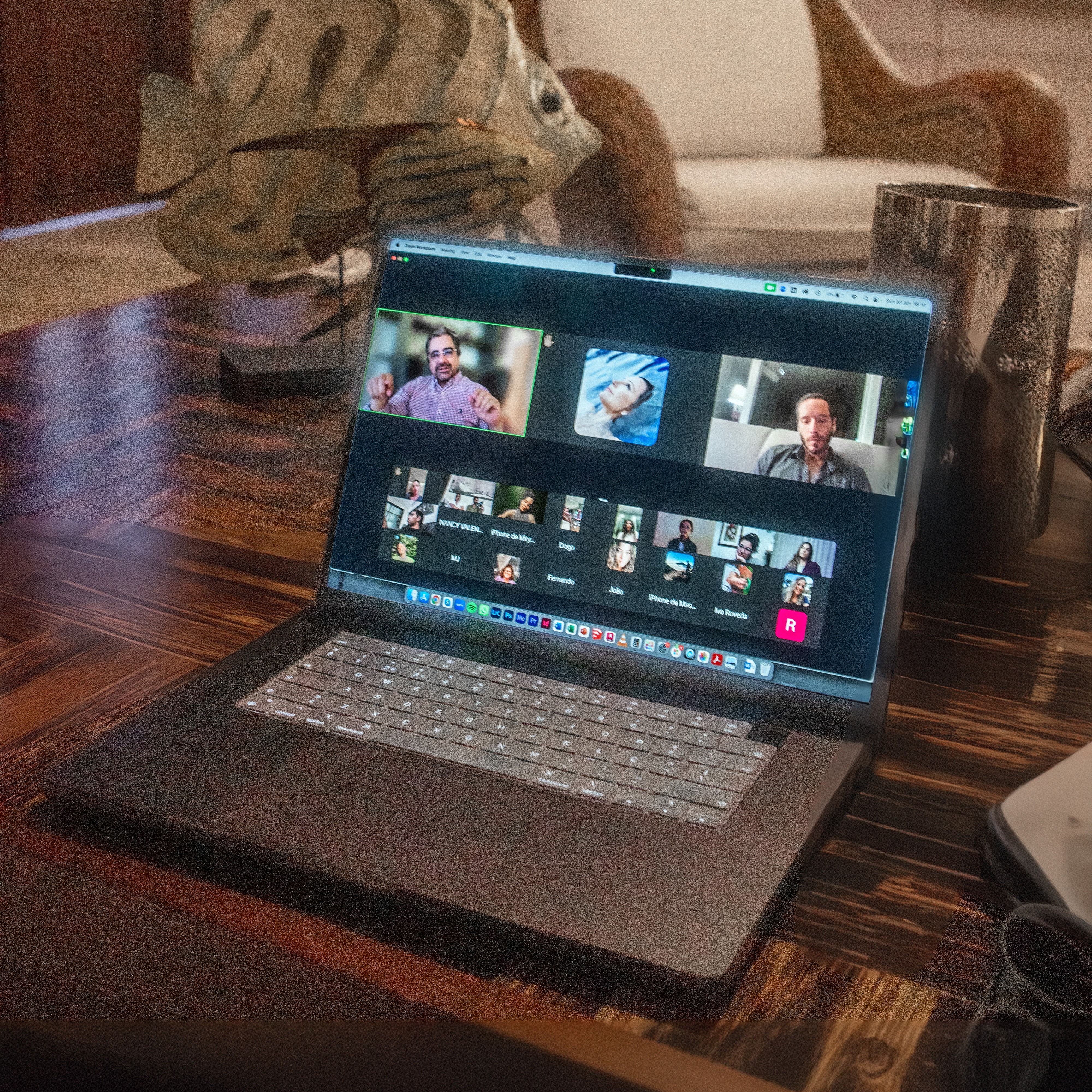 What a gift it is to be able to prioritize ourselves, making space to receive this vibration that, through the Master leads us to close the week in expansion, and to be able to create new realities from this energy. thumbnail