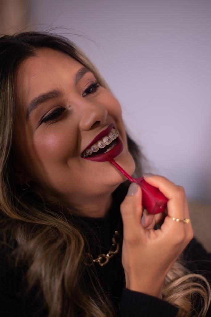 Curso de Auto maquiagem | Pra você que deseja aprender se maquiar comigo do zero . thumbnail