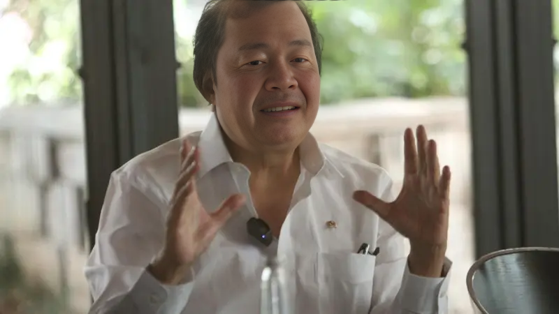 Thomas L Surjadinata – Medium thumbnail