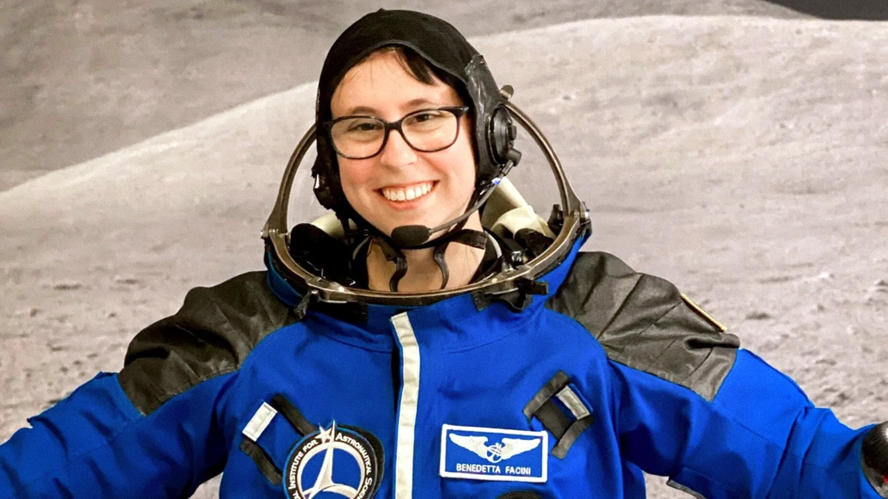 নাসা সিটিজেন সায়েন্টিস্ট থেকে মহাকাশচারী প্রশিক্ষণ thumbnail