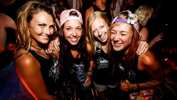 Thursday 7 PM Fun Language Exchange & Digital Nomads Meetup in Bali - optional pubcrawl  thumbnail