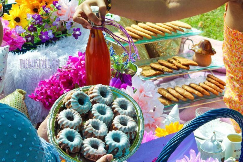 Sweet treats are simply bare necessities 💜✨ 

📸: @clownkidofphotography 🔥
