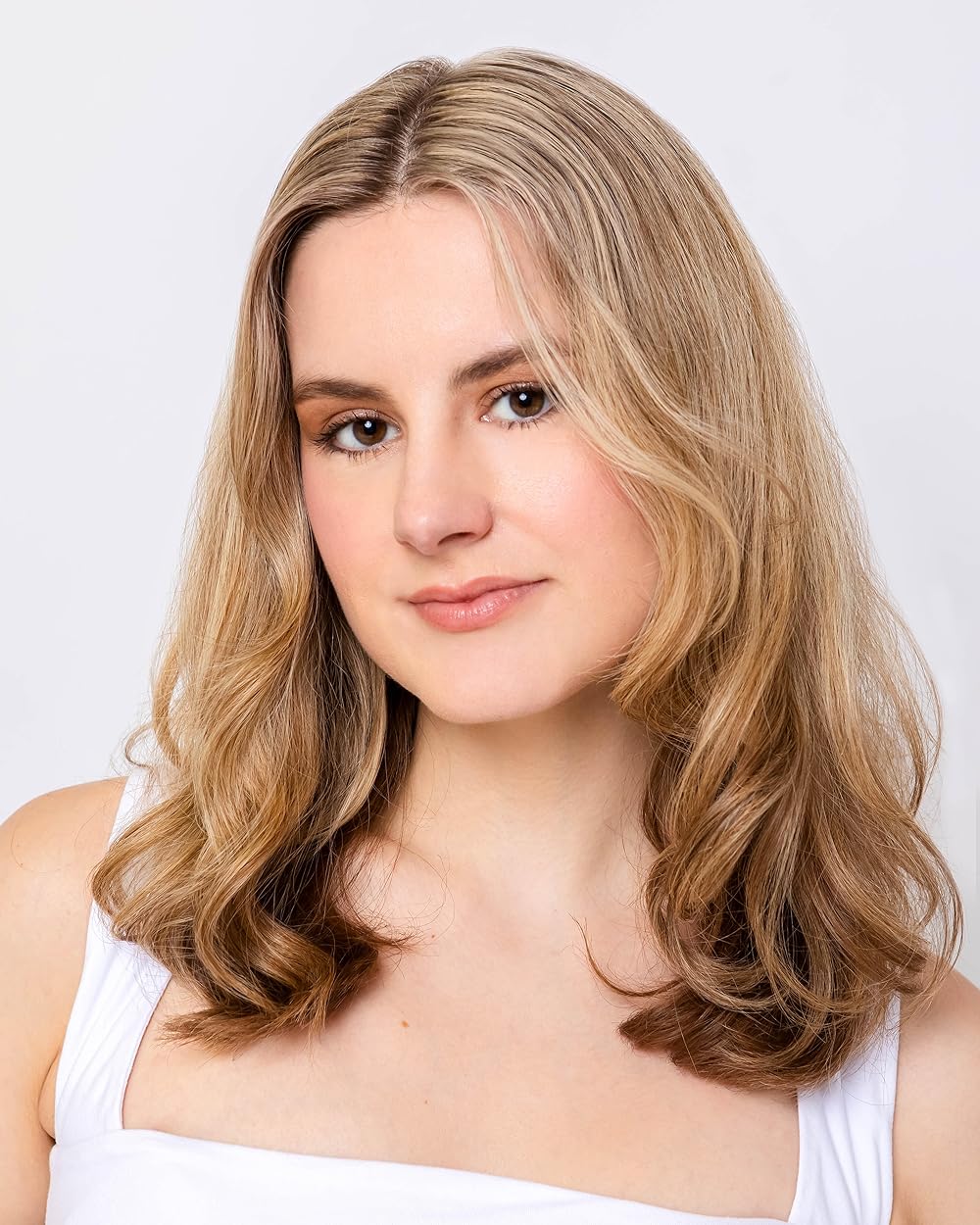 Emily Kokidko | Actress thumbnail