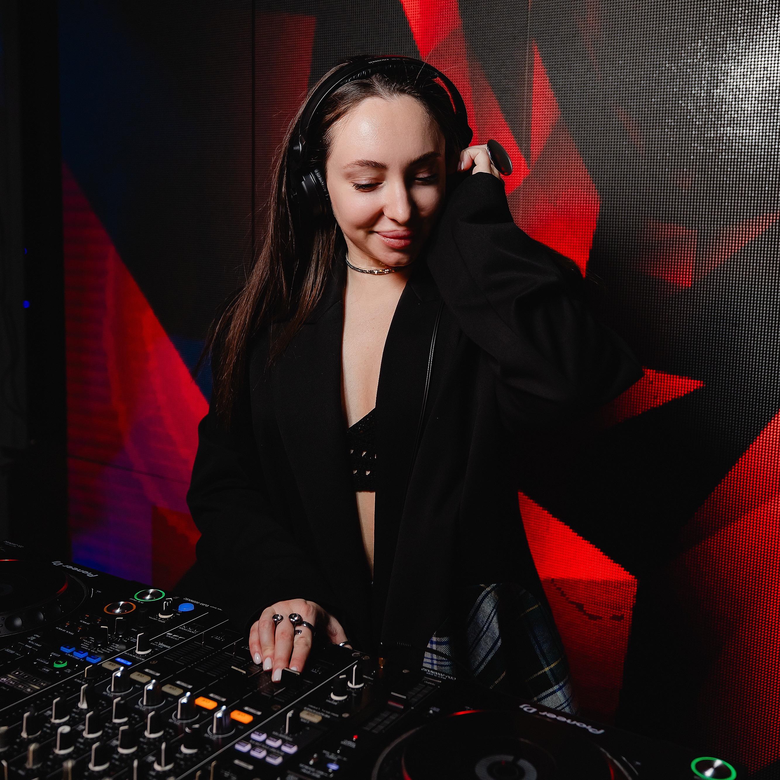 Liza Lee on SoundCloud  thumbnail