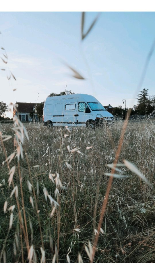 Voilà : un mois sur les routes. 🚐

Et il s'en est passé de jolies choses. Franchement, je n'aurais jamais pu imaginer ce