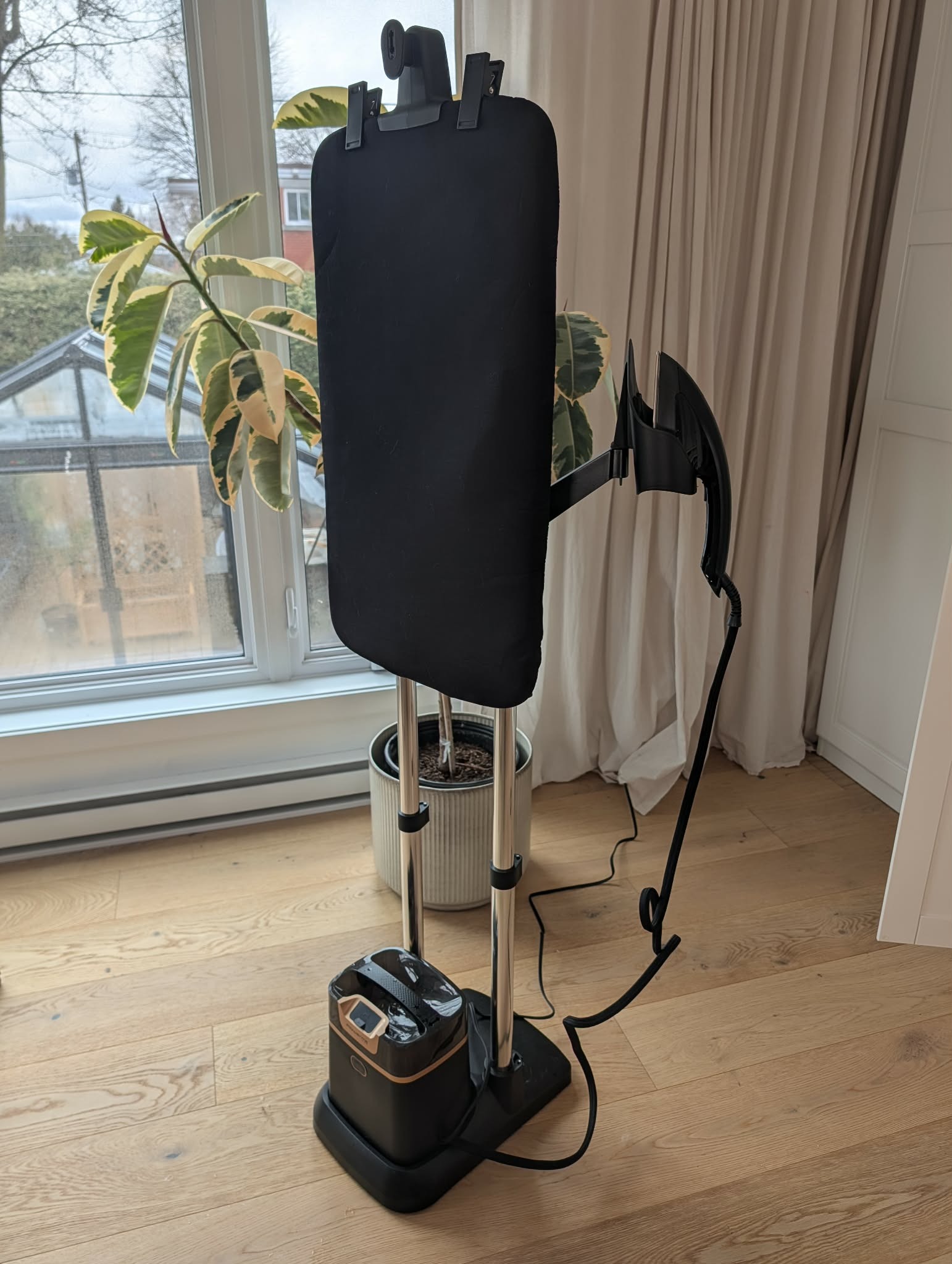 Rowenta IXEO Steamer for Clothes  thumbnail