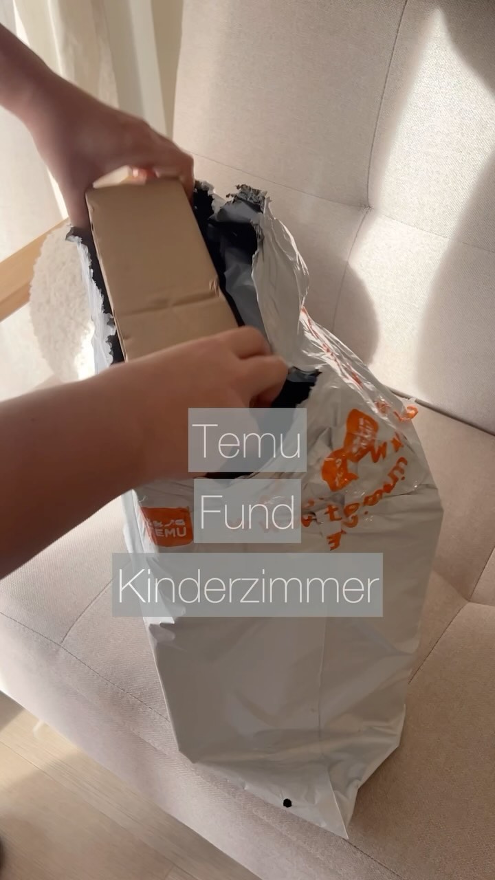 Nicht nur ein Sternprojektor 🤩 wie ihr wisst haben wir schon den Astronauten als Galaxyprojektor. Der kleine Rambo liebt