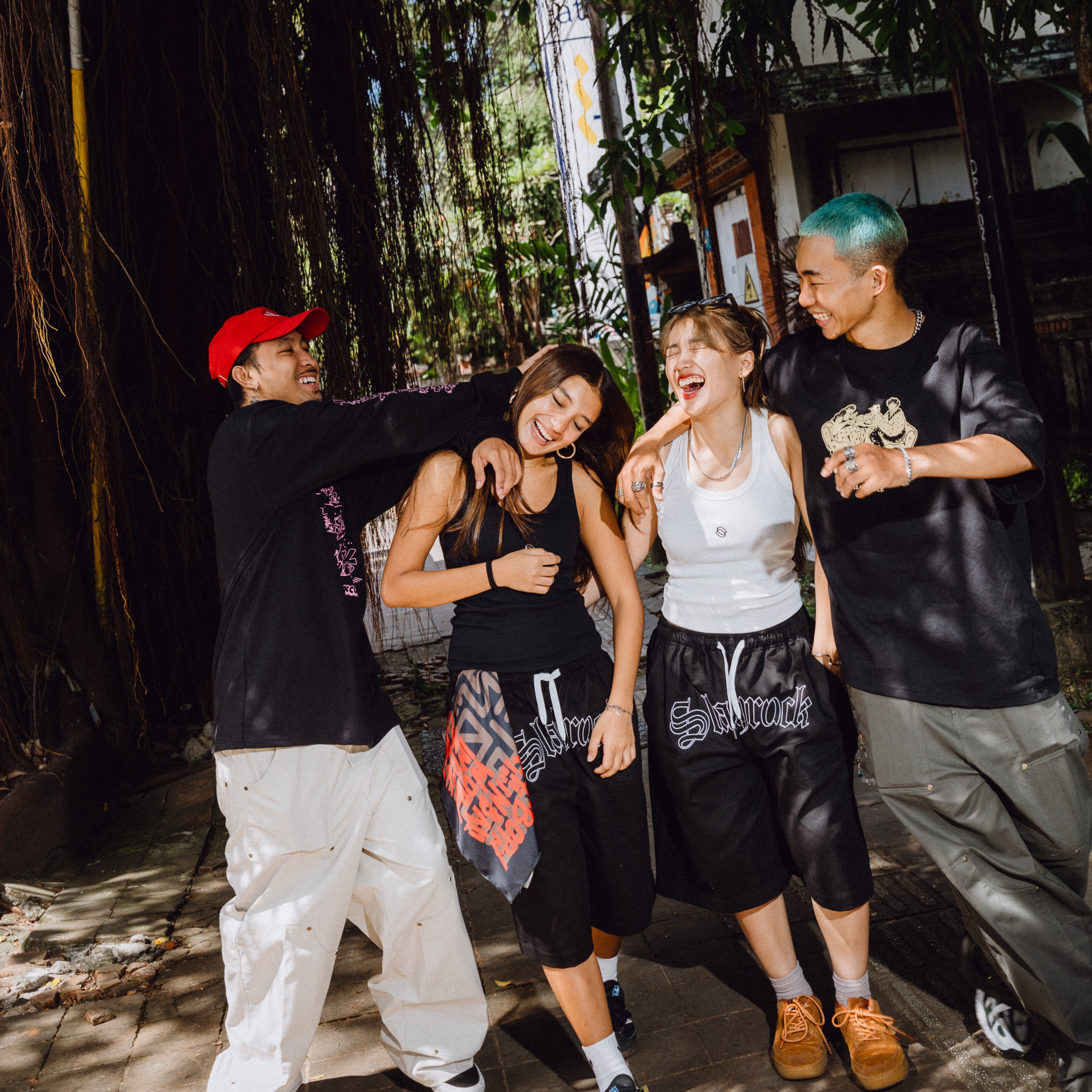 LOOKBOOK SLASHROCK  thumbnail