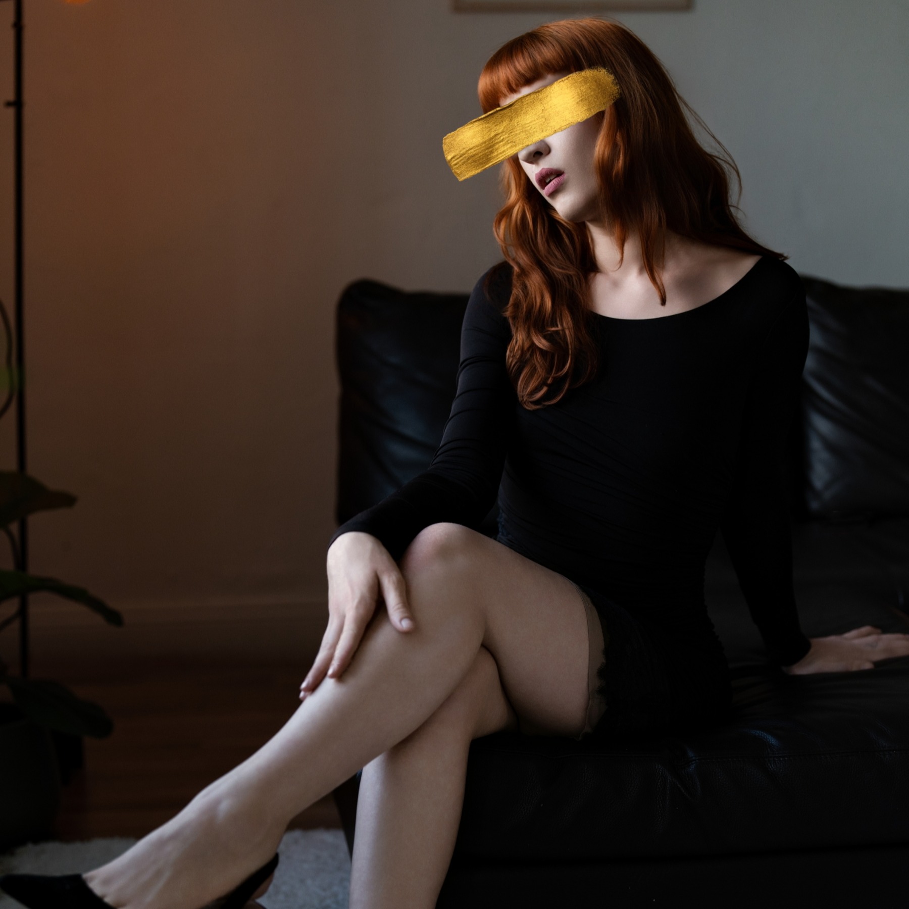 SCARLET BLUE thumbnail