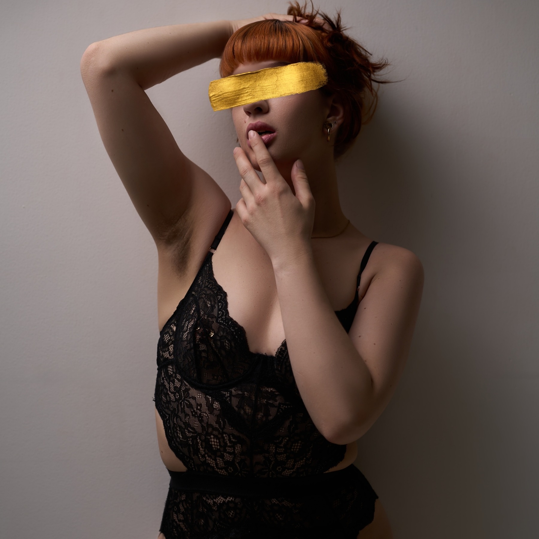 ESCORTS & BABES thumbnail