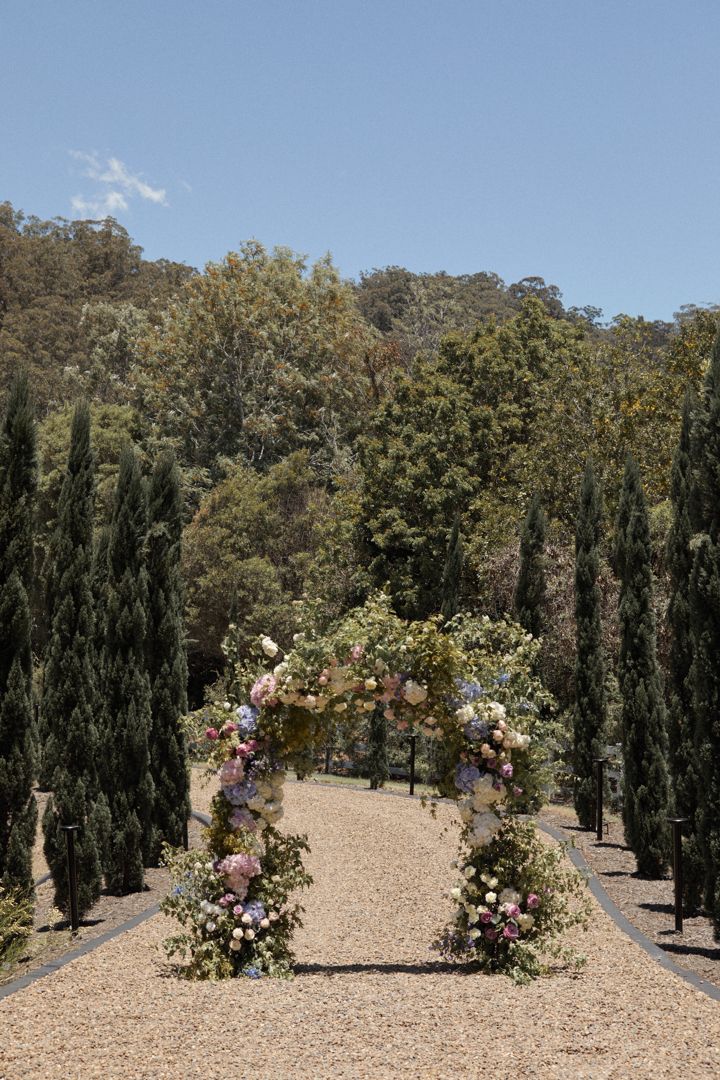 Bridal Look Book thumbnail