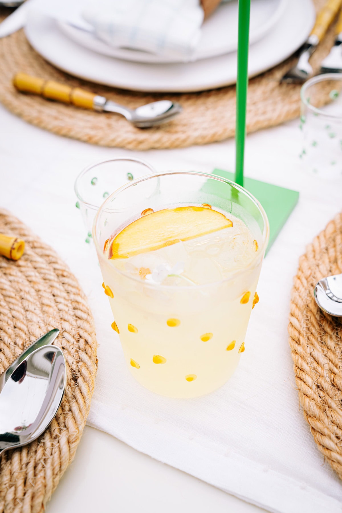 batch peach and lychee cocktail thumbnail