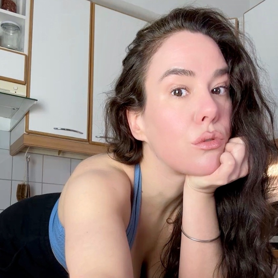 LIVE  thumbnail