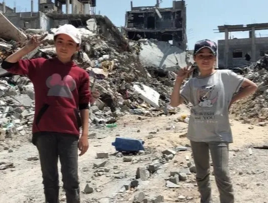 Help Fatima's Family Escape Gaza's Horror thumbnail
