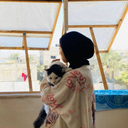 Support Haya and Family of 6 in Gaza thumbnail