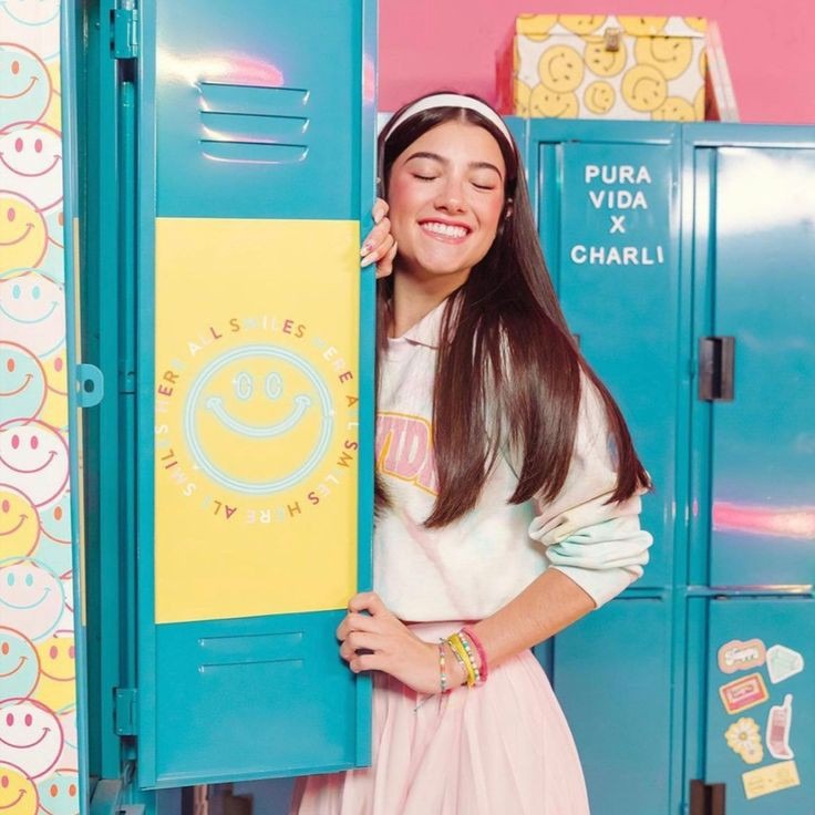 Script - 𝗦𝗖𝗥𝗘𝗔𝗠 thumbnail