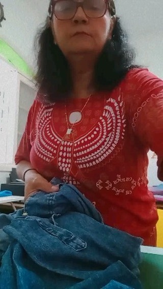 Senhor, estou aqui trabalhando.
Quero ser a melhor no que faço.
Amém.