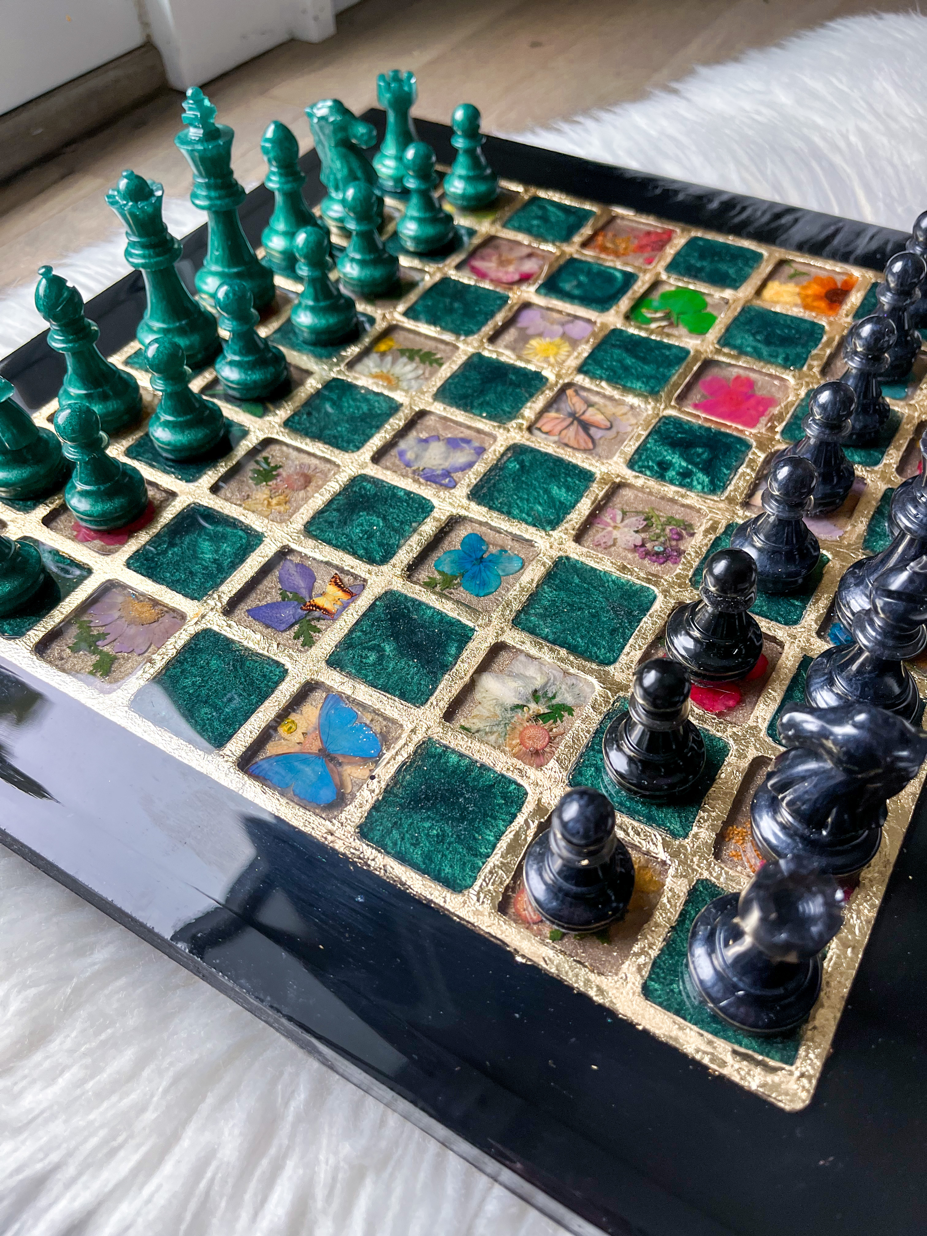 Black & Green Chessboard  thumbnail