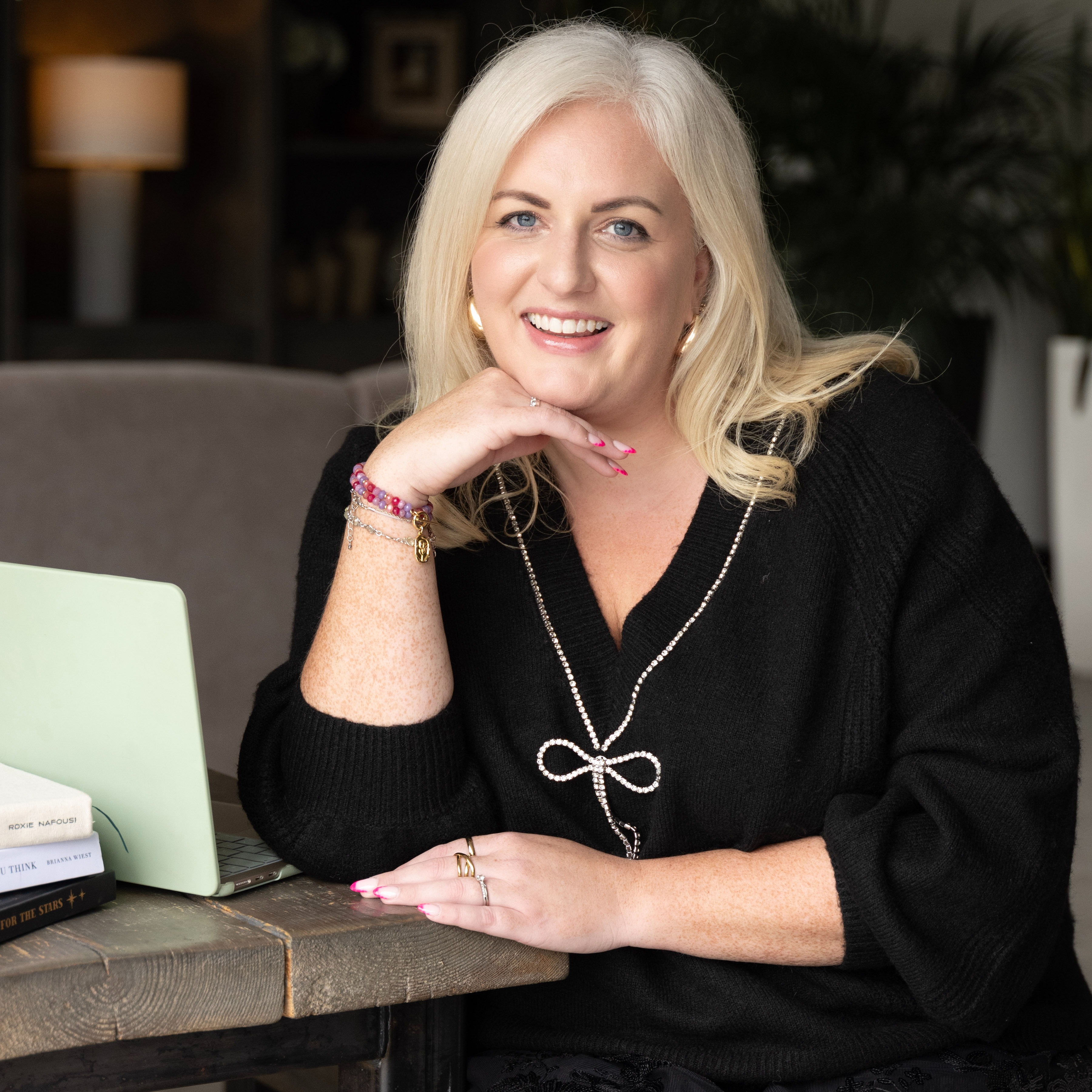 Sign up to my newsletter thumbnail