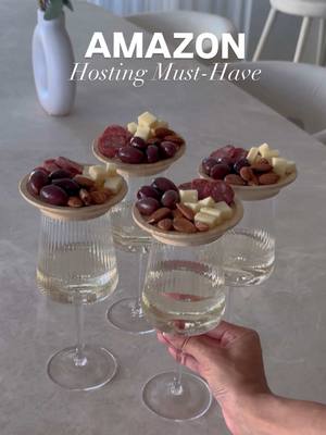 ✨ Hosting this season? These mini charcuterie wine glass toppers are such a vibe! 🍷 Snack & sip, no plates needed 😍 link