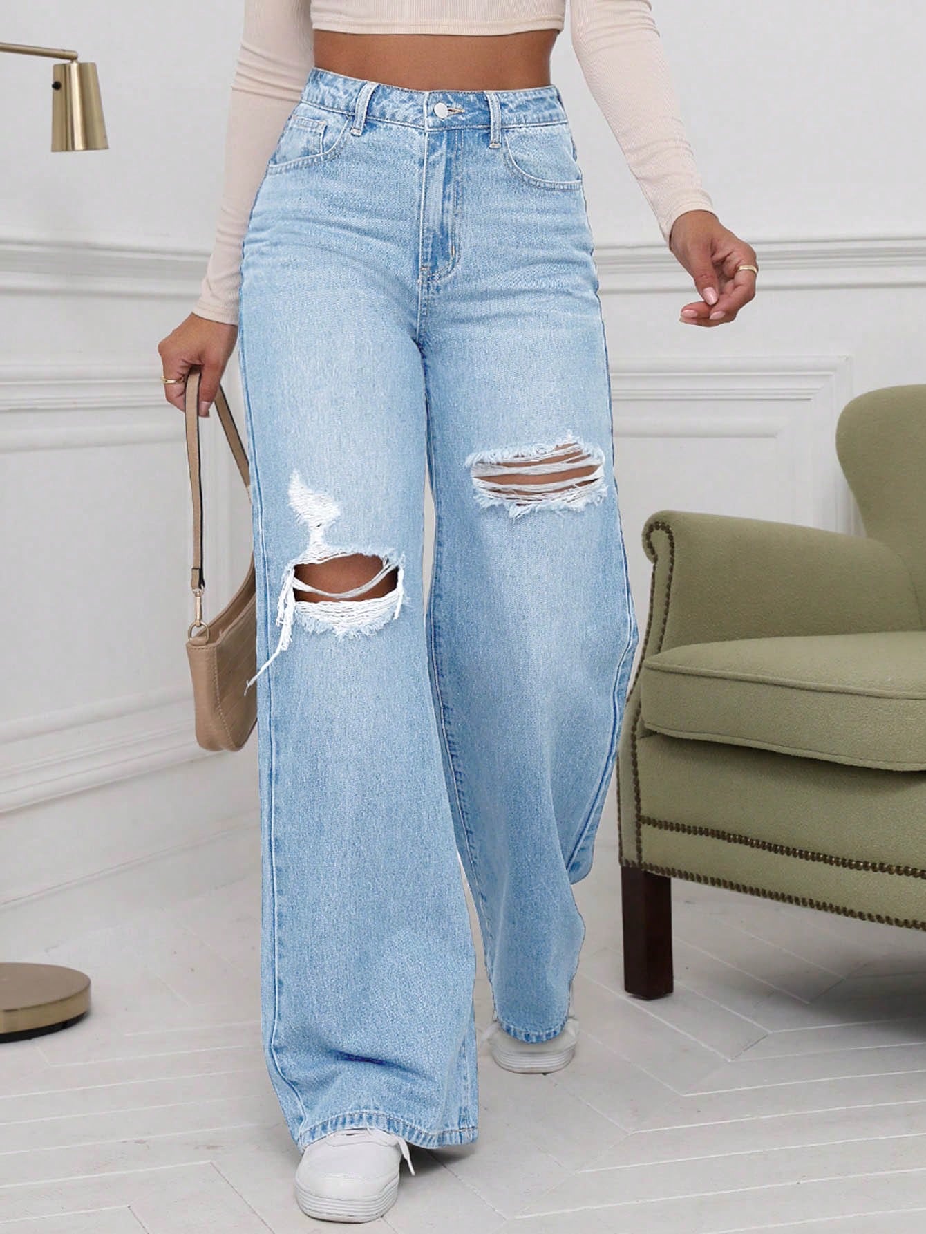 SHEIN EZwear Distressed Washed Denim Jeans thumbnail
