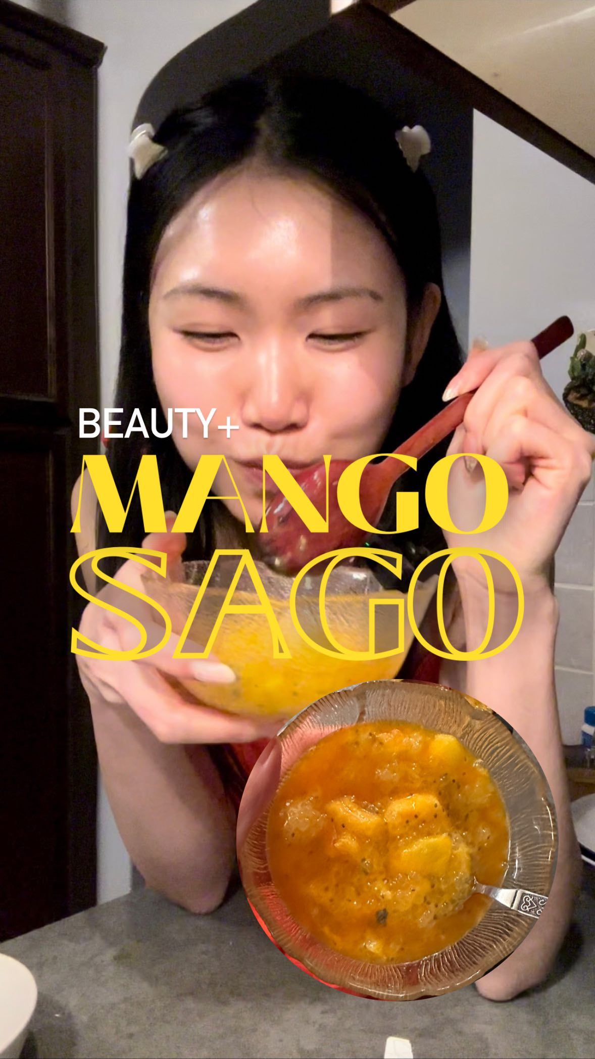 뱀콜 좋아하는 공쥬들!!!!
파우더 뱀콜은 음료수나 물에 타먹어도 맛있지만
과일이나 요거트랑 섞어서 먹어도 미쳤구요
액상형 파우치 뱀콜은 아이스크림이나 그릭요거트에 뿌려먹어도
진짜 쫀맛탱이에요🤭
근데 그냥 얼려서 소