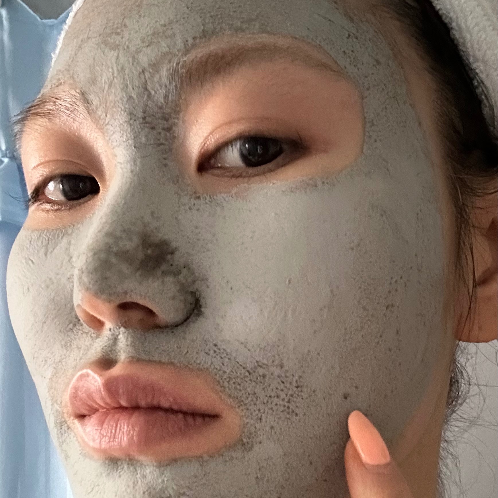 🇰🇷 피오나 빙하머드팩 thumbnail