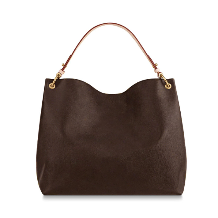 Louis Vuitton MM thumbnail