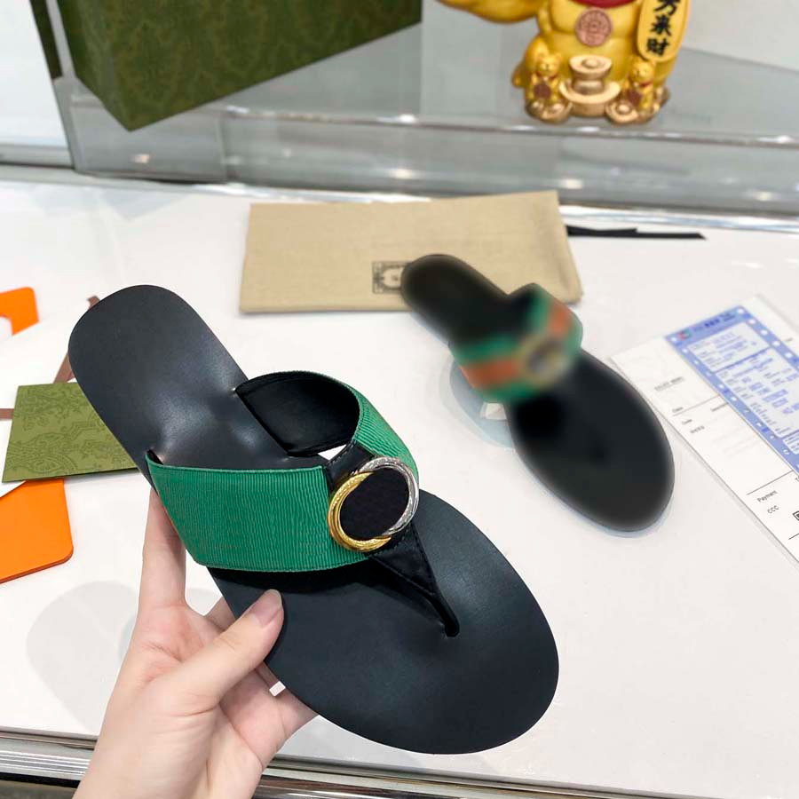 Gucci Thong Sandal thumbnail