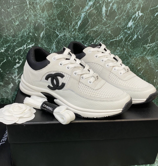 Chanel Sneakers thumbnail