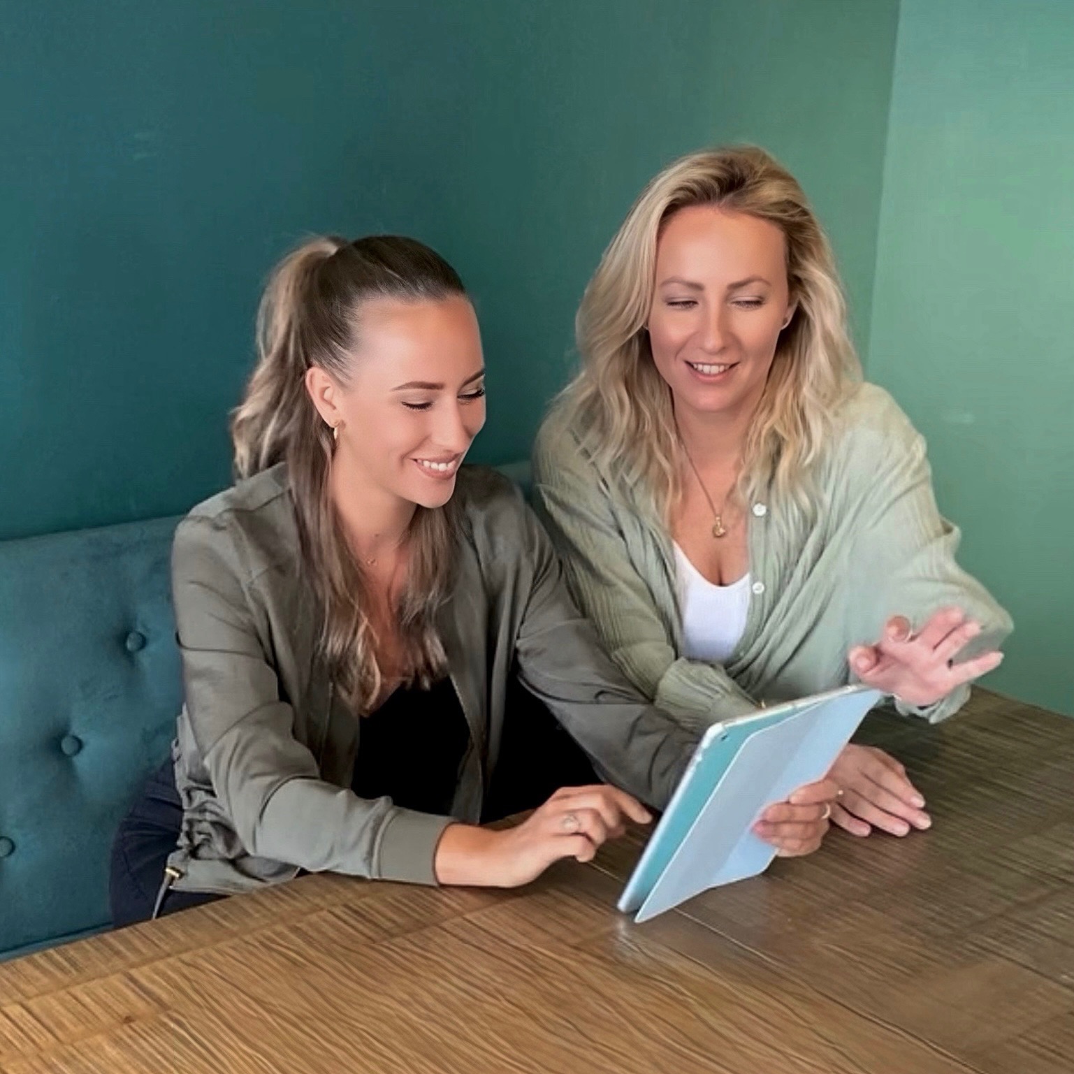 Sostener(se) - Grupo de Apoyo para Psicólogas thumbnail