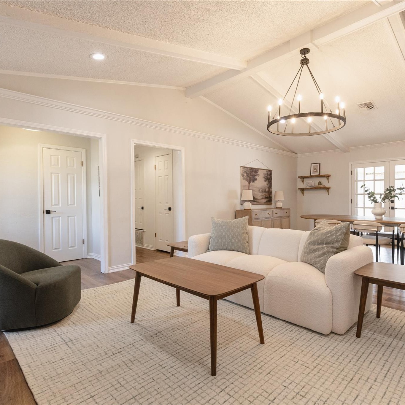 540 Topeka Drive thumbnail