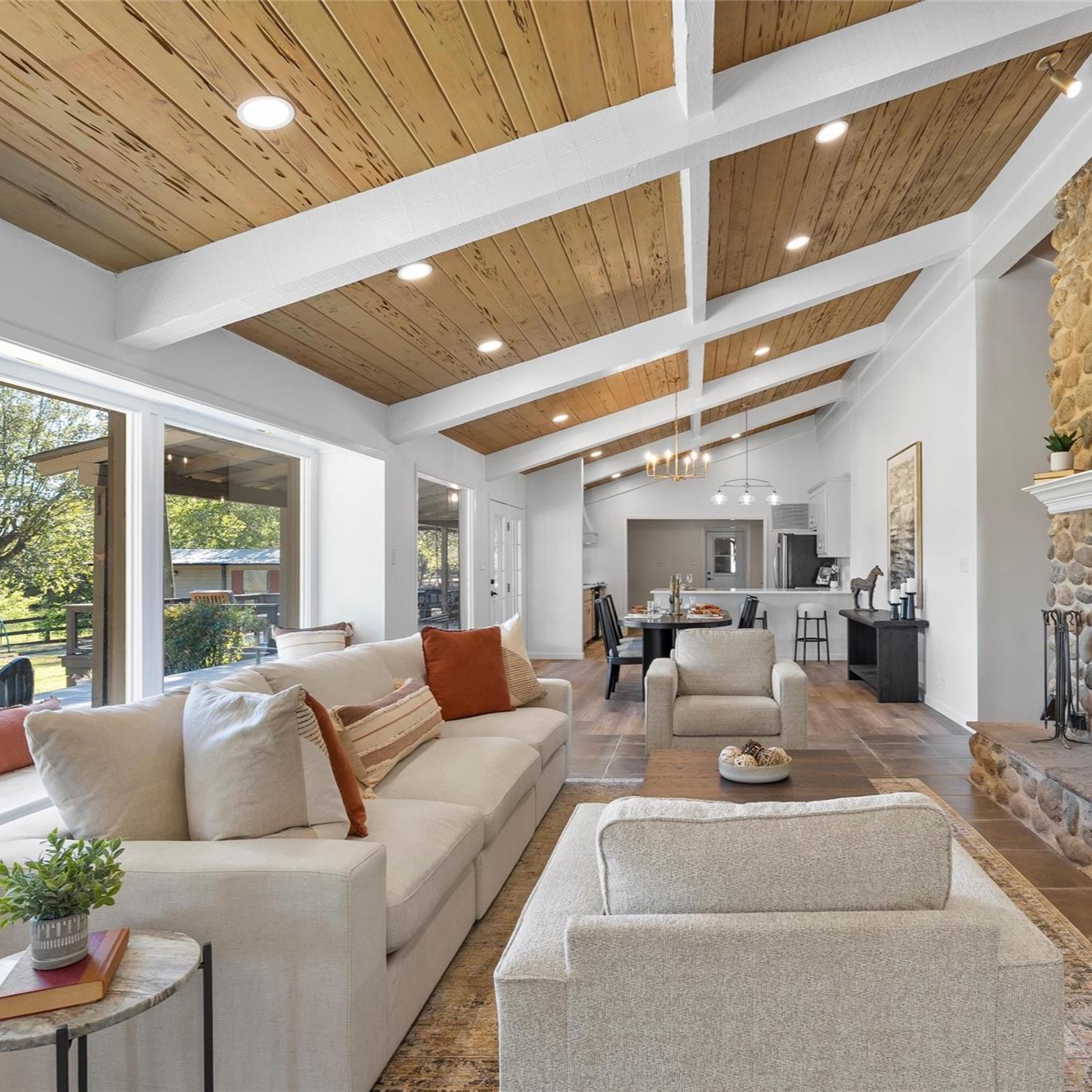 925 Church Road thumbnail