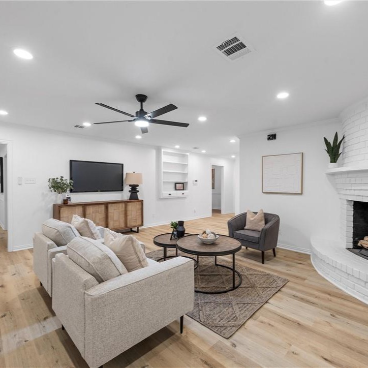 5305 Lake Highlands Drive - on the market for 23 days; sold for 98.8% of list price (local average was 96.3%, yielding a $9,875 profit) thumbnail
