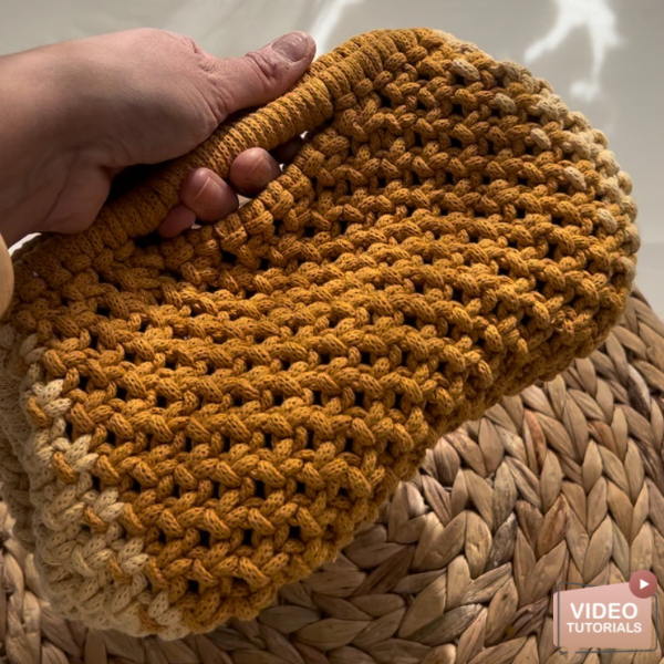 Video tutorial clutch macrame + guida per foderare la tua clutch  thumbnail