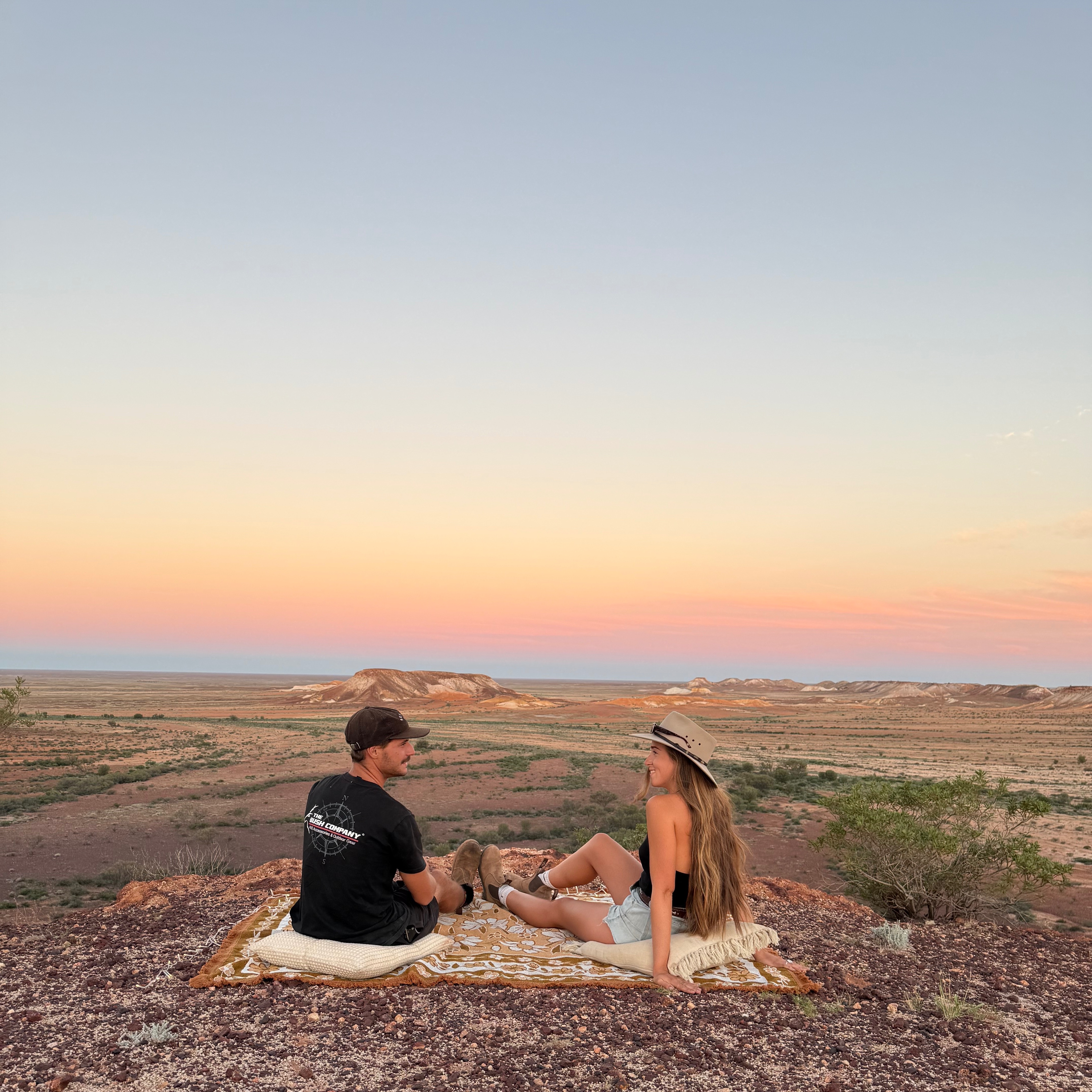 Sunni Scenes Picnic Rugs + Camp Chairs Discount ‘CRUISINBLUE’  thumbnail