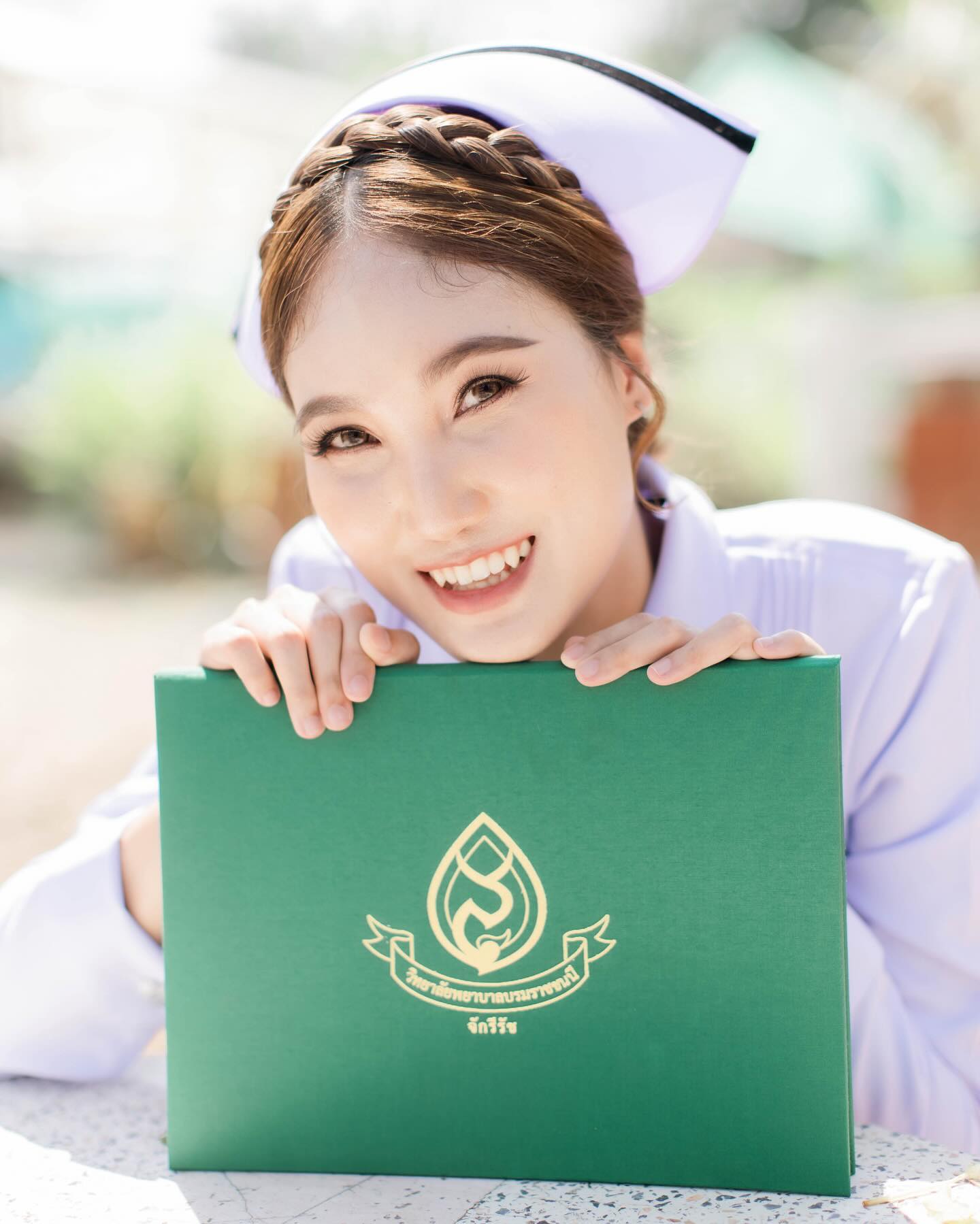 นางฟ้าชุดขาว คุณพยาบาล 🧚🏻‍♀️🤍✨🤍✨

#วิทยาลัยพยาบาลบรมราชชนนี #วพบ #BCN #พยาบาล
#รับถ่ายภาพ #หาช่างภาพ #ถ่ายรูปรับปริญญา #