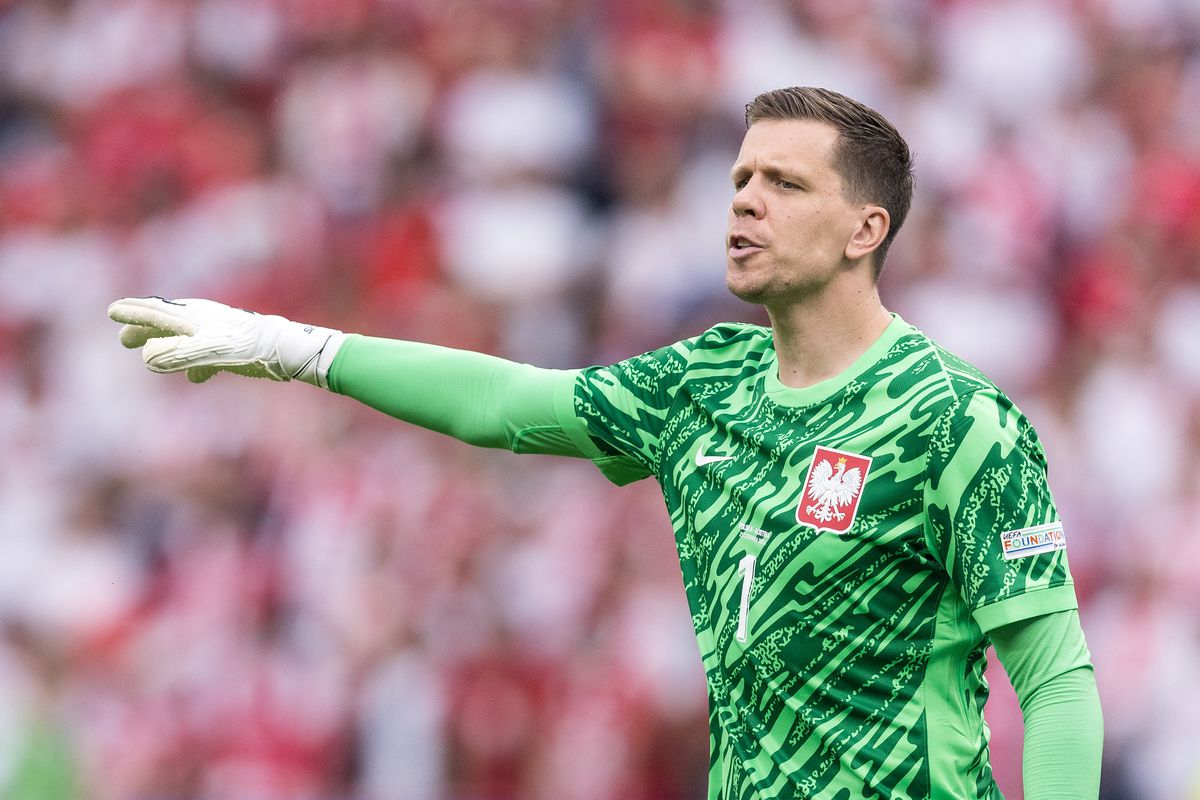 El acercamiento a Szcesny desvelado en Bar Canaletes. Yahoo sports thumbnail