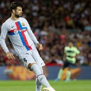 Piqué y Barça Studios en Sport thumbnail